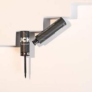 JCH Respect - Liquid Eyeliner Black